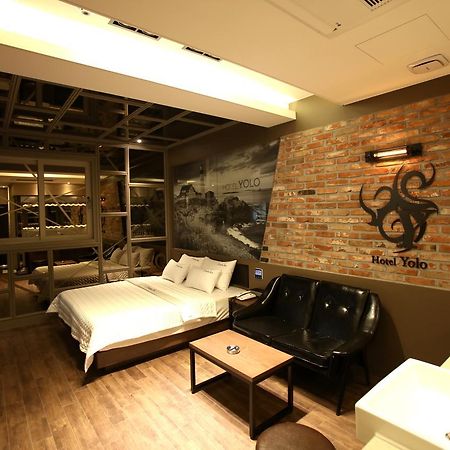 Hotel Yolo Chongnae-dong Εξωτερικό φωτογραφία